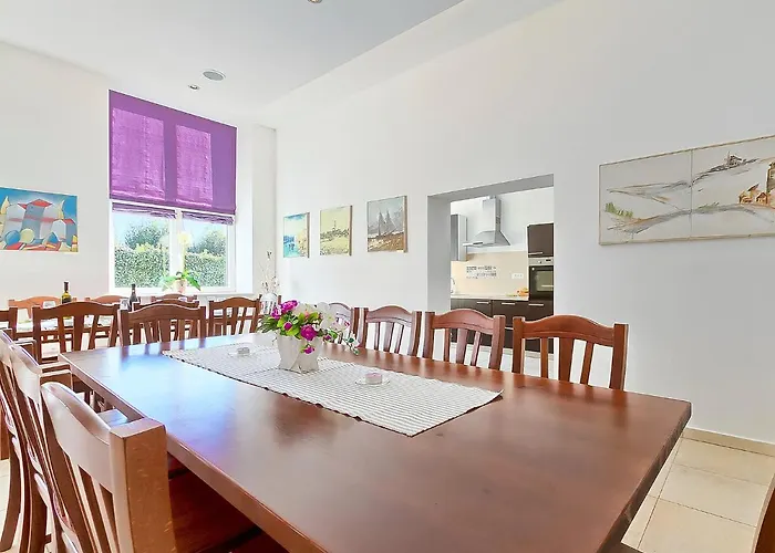 Villa Old School House By Interhome